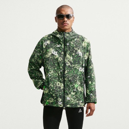 Nike ACG Five Towers UV Jacket - Men's 0