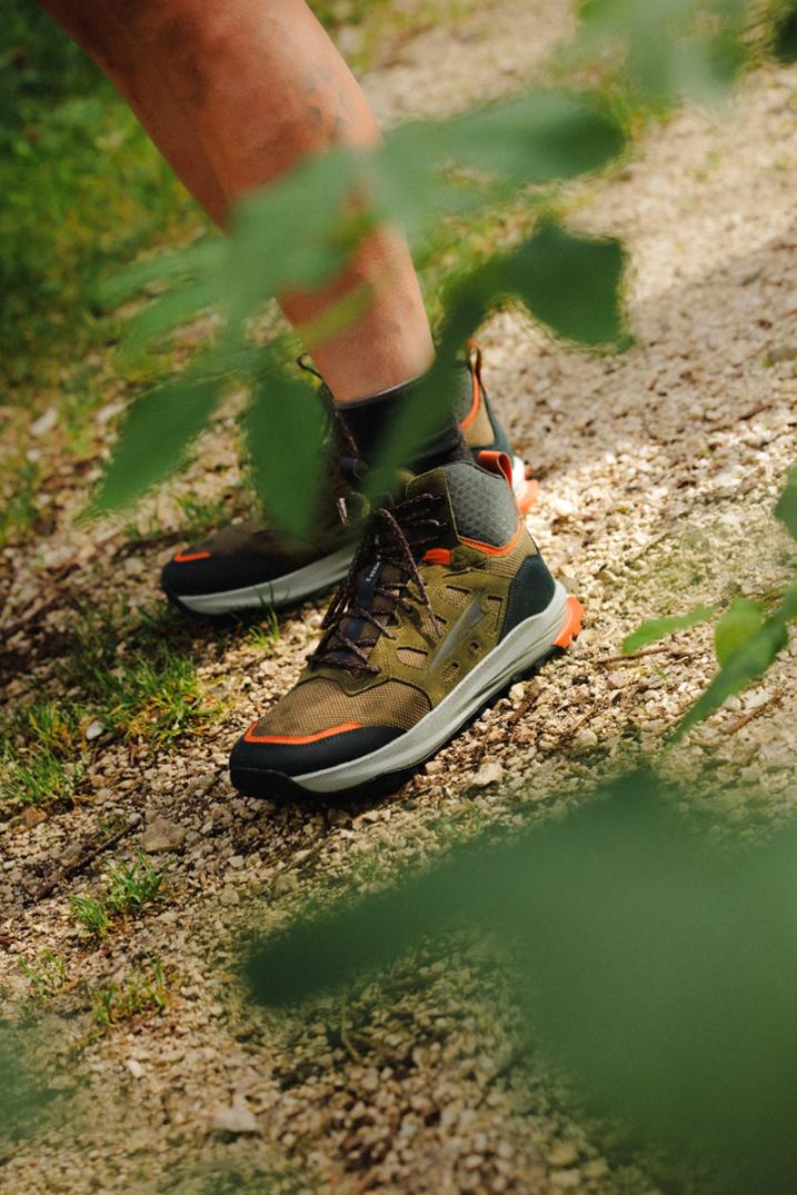 Location Image for Lone Peak Hiker 3 Boots - Men's