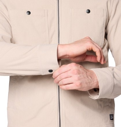 Mountain Hardwear Send'r Shacket - Men's 4