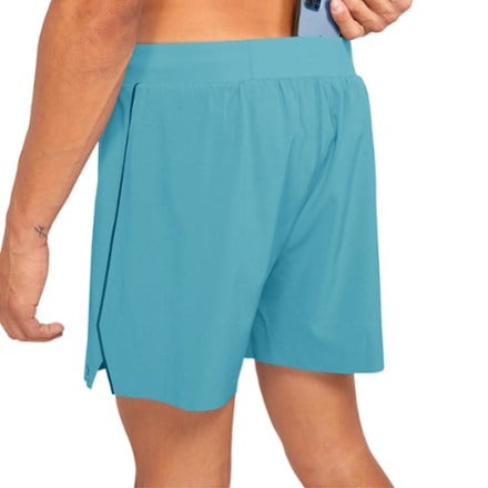 On Body Image of color Faro Blue