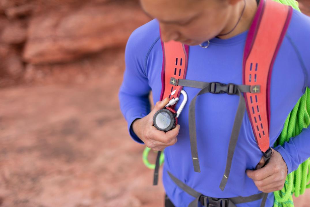 Location Image for VERTIX 2 Carabiner