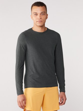 Vuori Long-Sleeve Strato Tech T-Shirt - Men's 1