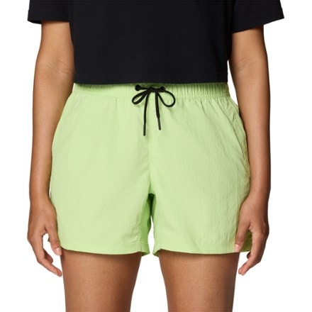 Mountain Hardwear Stryder Shorts - Women's 5