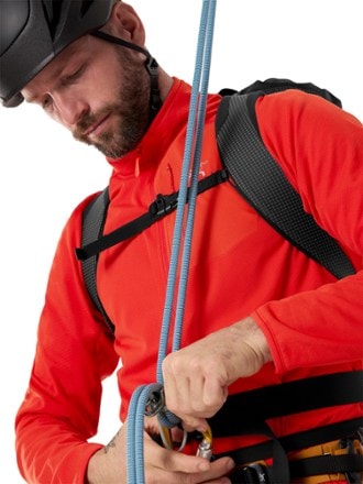 Arc'teryx Delta Half-Zip Fleece Pullover - Men's 5