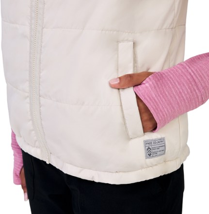 Free Country Stratus Lite Reversible Insulated Vest - Women's 3
