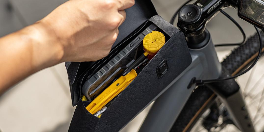 Location Image for Toploader DryShell Top Tube Bag