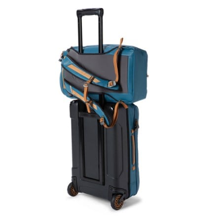 Big Agnes Stagecoach Duffel 45 L Rolling Wheeled Luggage Additional pack not included