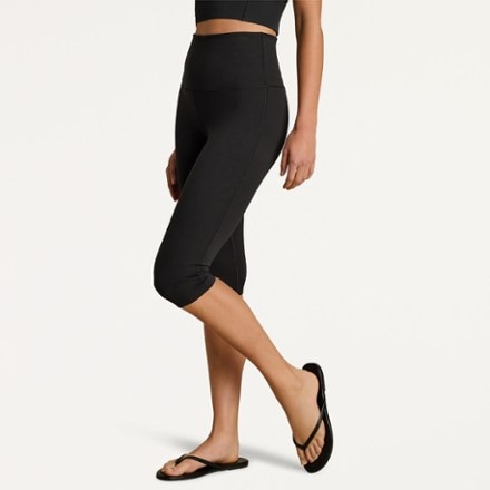 RHONE Revive Capri Leggings - Women's 3