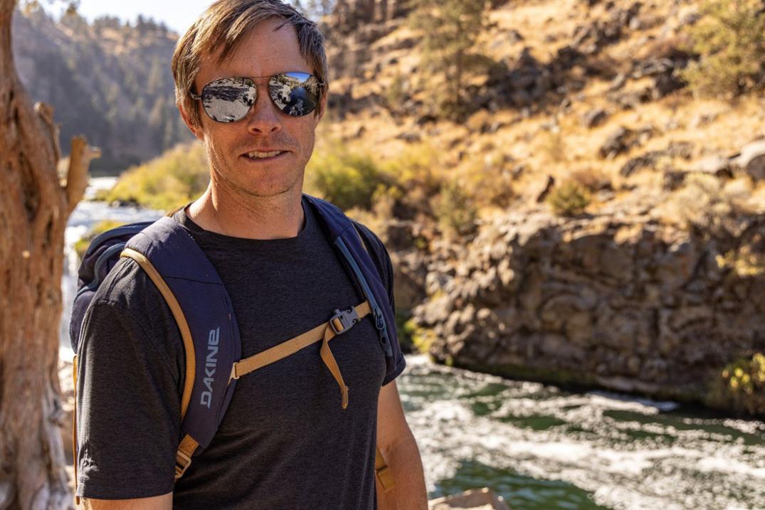 Location Image for Aviator Polarized Sunglasses - Silver