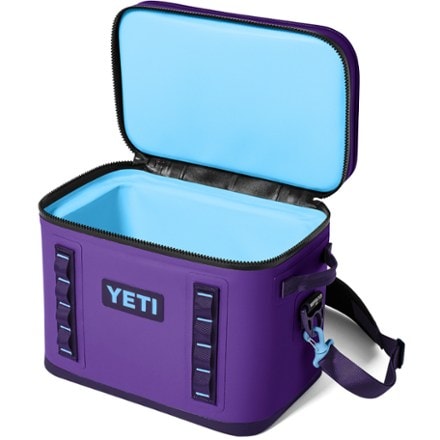 YETI Hopper Flip 18 Soft Cooler 4