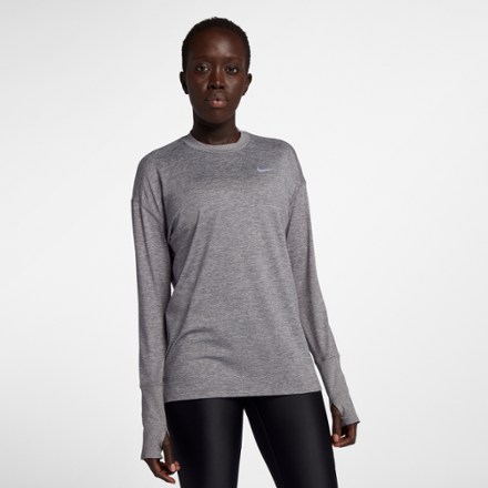 nike element long sleeve crew