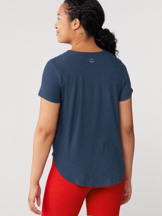 Beyond Yoga On the Down Low T-Shirt - Women's 2