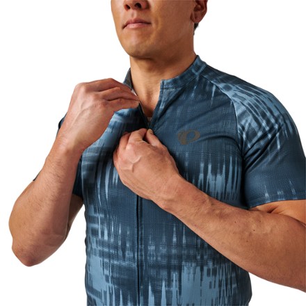 PEARL iZUMi Classic Cycling Jersey - Men's 6