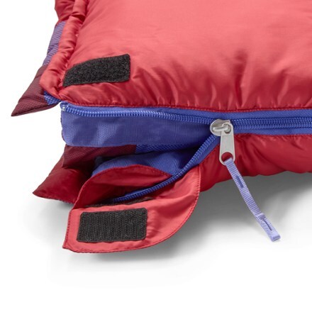 REI Co-op Kindercamp 40 Sleeping Bag - Kids' Zipper detail