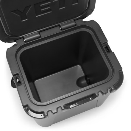YETI Roadie 24 2.0 Hard Cooler 5