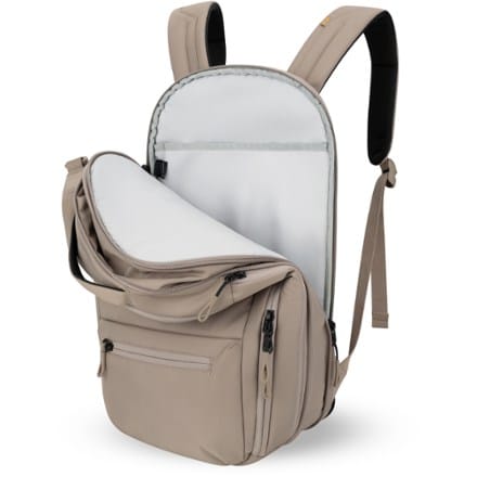 Sherpani Camden Pro Ultimate Commuter Pack 5
