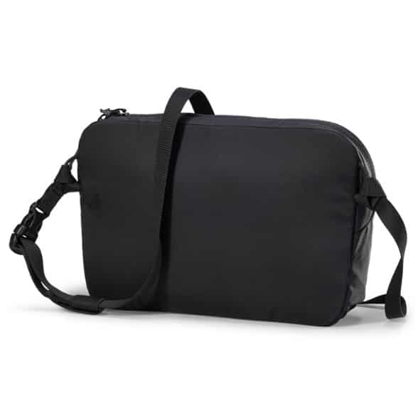 Detail Image of color Black