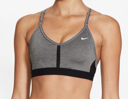 Nike Indy V-Neck Bra 4