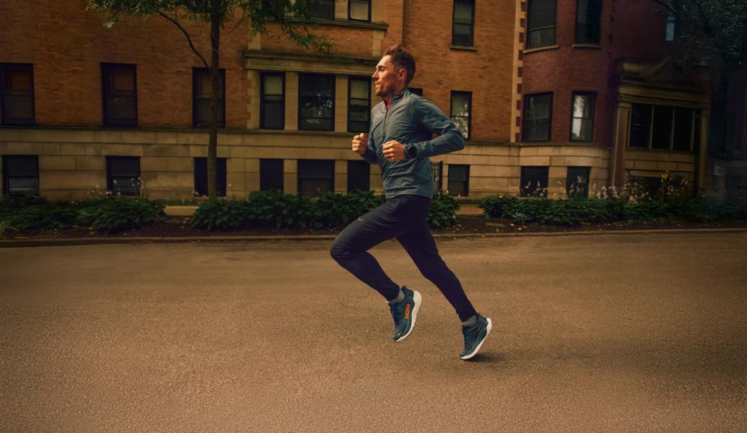 Location Image for Gaviota 6 Road-Running Shoes - Men's