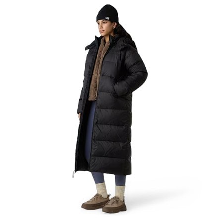 The North Face Hydrenalite City Long Down Hooded Parka - Women's 5