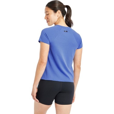 Oiselle Flyout Shirt - Women's 1