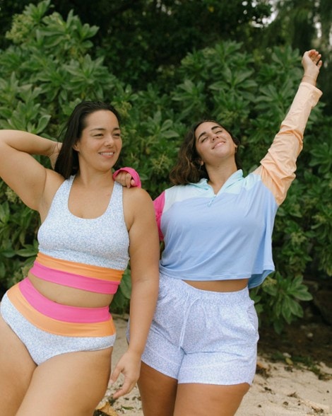Location Image for Quarter-Zip Sunshade - Women's