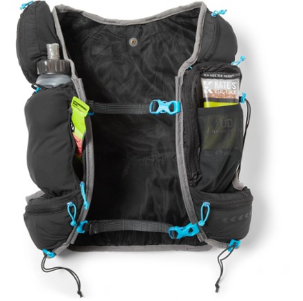 Ultimate Direction Adventure Vesta 6.0 Hydration Vest - Women's 3