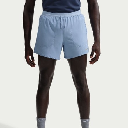 Nike Stride 5" Brief Shorts - Men's 4