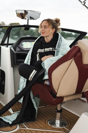 Nomadix Puffer Blanket 8