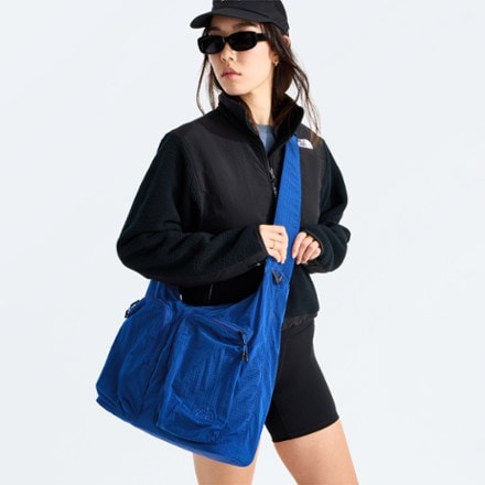 The North Face Never Stop Tote 3