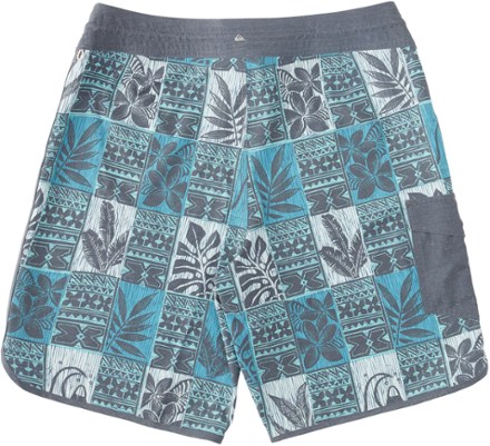 Quiksilver Leaf Boxes Scallop 20" Board Shorts - Men's 1
