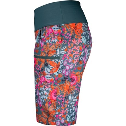 SHREDLY Limitless 11" Stretch Waistband High-Rise Bike Shorts - Women's 8