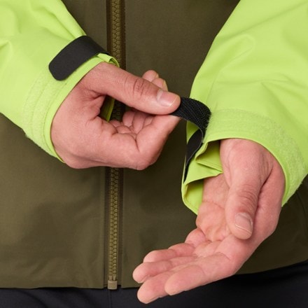 Arc'teryx Beta AR Jacket - Men's 8