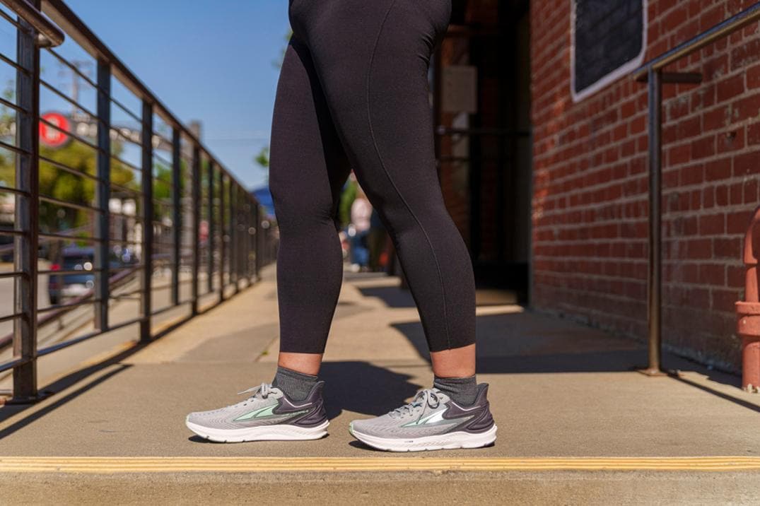 Location Image for Torin 6 Road-Running Shoes - Women's