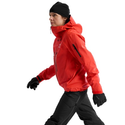 Arc'teryx Alpha SV Jacket - Women's 5