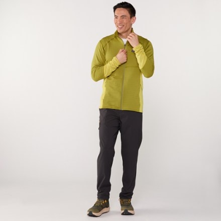 Patagonia R1 Jacket - Men's 3