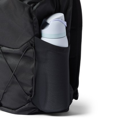 Cotopaxi Abierto 26 L Daypack Water bottle not included