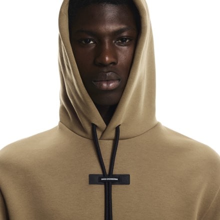 On Focus Tech Hoodie - Men's 5