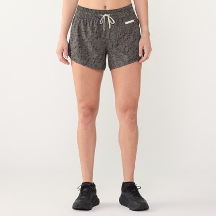 Vuori Clementine 2.0 Shorts - Women's 4" Inseam 2