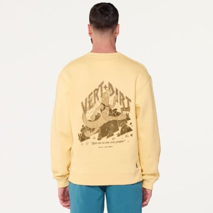 Janji Runaround Crew Issue Pullover 2