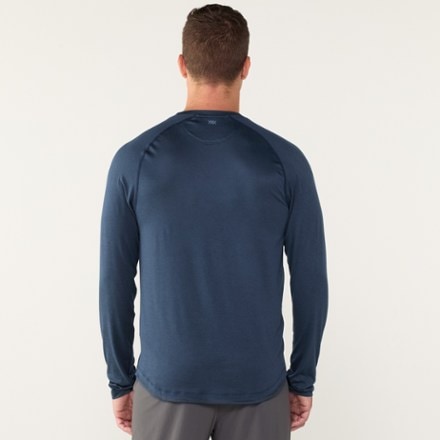 RHONE Atmosphere Long-Sleeve T-Shirt - Men's 4
