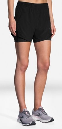 Brooks Chaser 5" 2-In-1 Shorts - Women's 1