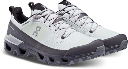 On Cloudwander Waterproof Low Hiking Shoes - Men's 2
