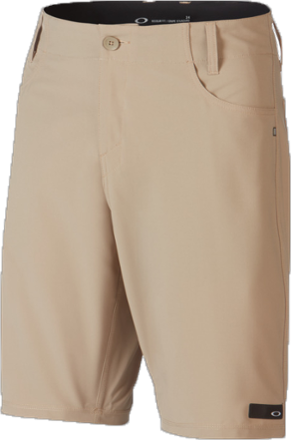 oakley base line hybrid 21 shorts