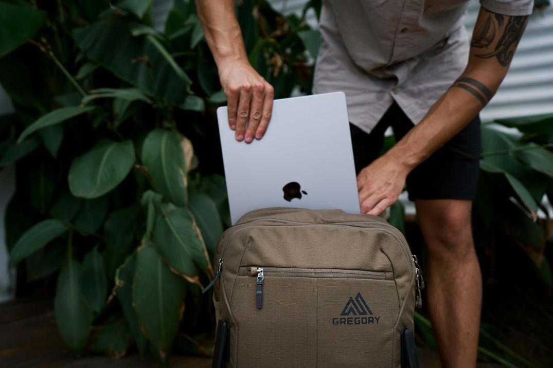 Location Image for Border Carry-On 40 Pack