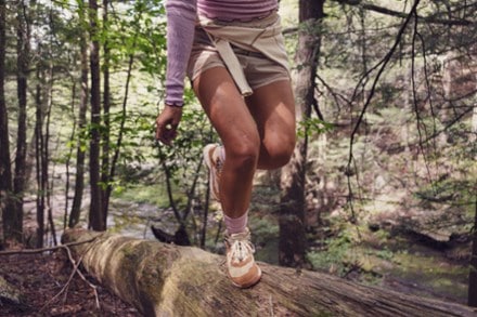 KEEN Hightrail Mid Waterproof Hiking Boots - Women's 5