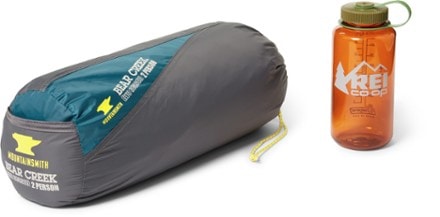 Mountainsmith Bear Creek 2 Tent with Footprint 1