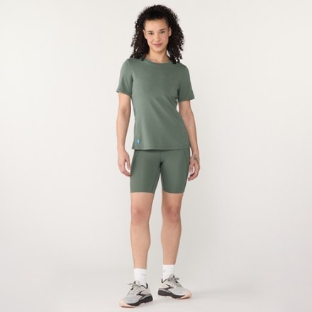 Janji Pace 7" Shorts - Women's 3