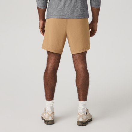 Vuori HardKore Lined 7" Shorts - Men's 2