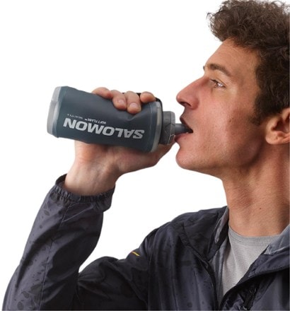 Salomon Active Handheld Water Bottle 2